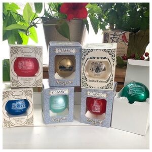 Vintage Ornaments Christmas In Cumberland, Wisconsin 1990-2000’s Bulbs Lot Of 7